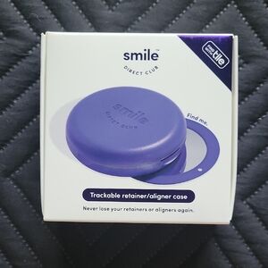 Slim Trackable Retainer/aligner Case